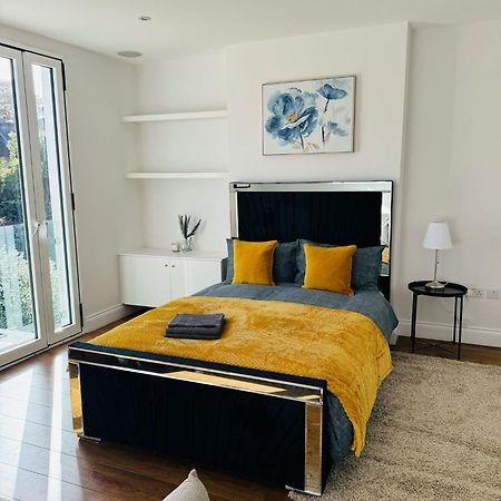Stunning Flat In Chiswick Apartment London Exterior photo