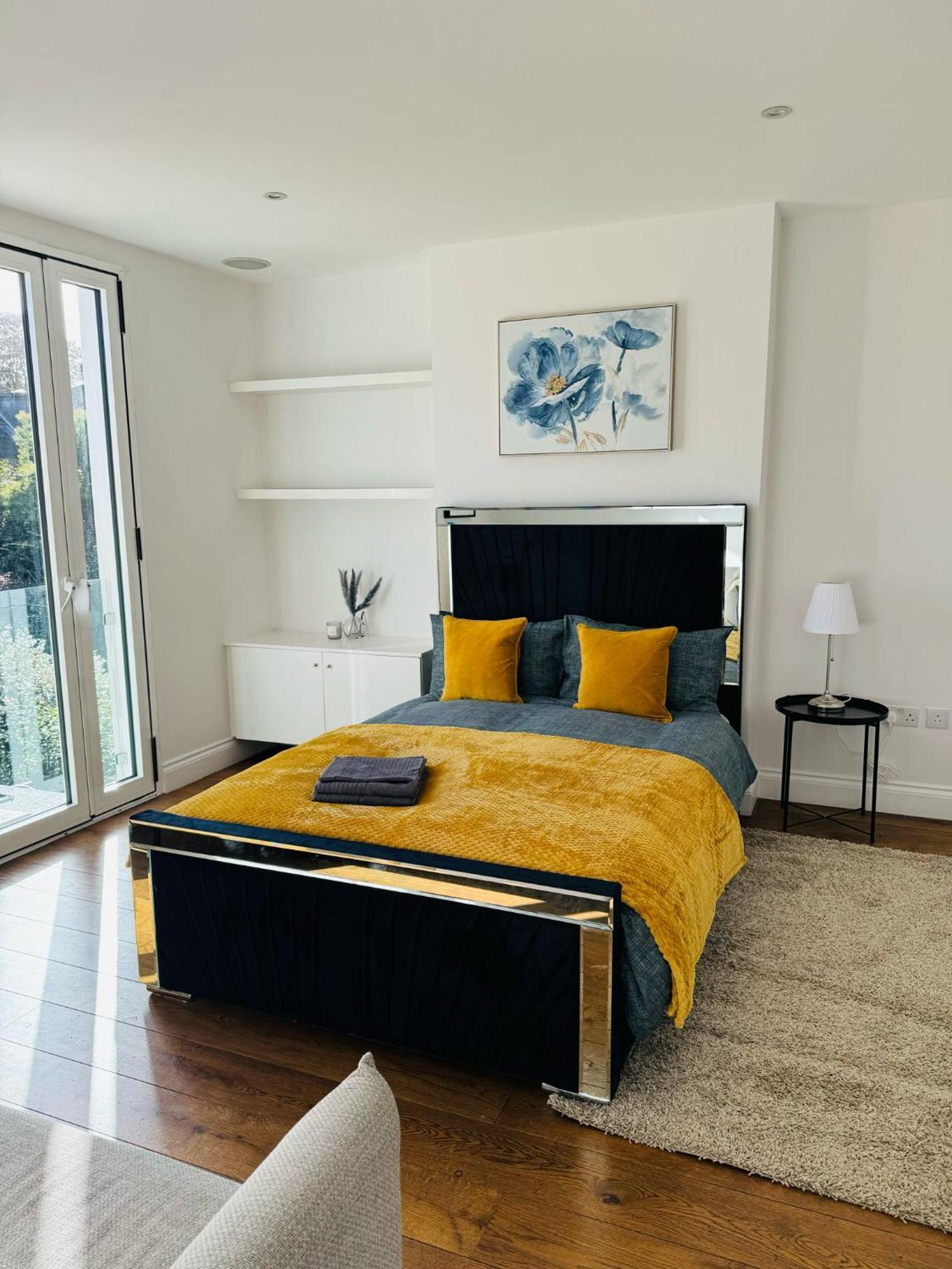 Stunning Flat In Chiswick Apartment London Exterior photo