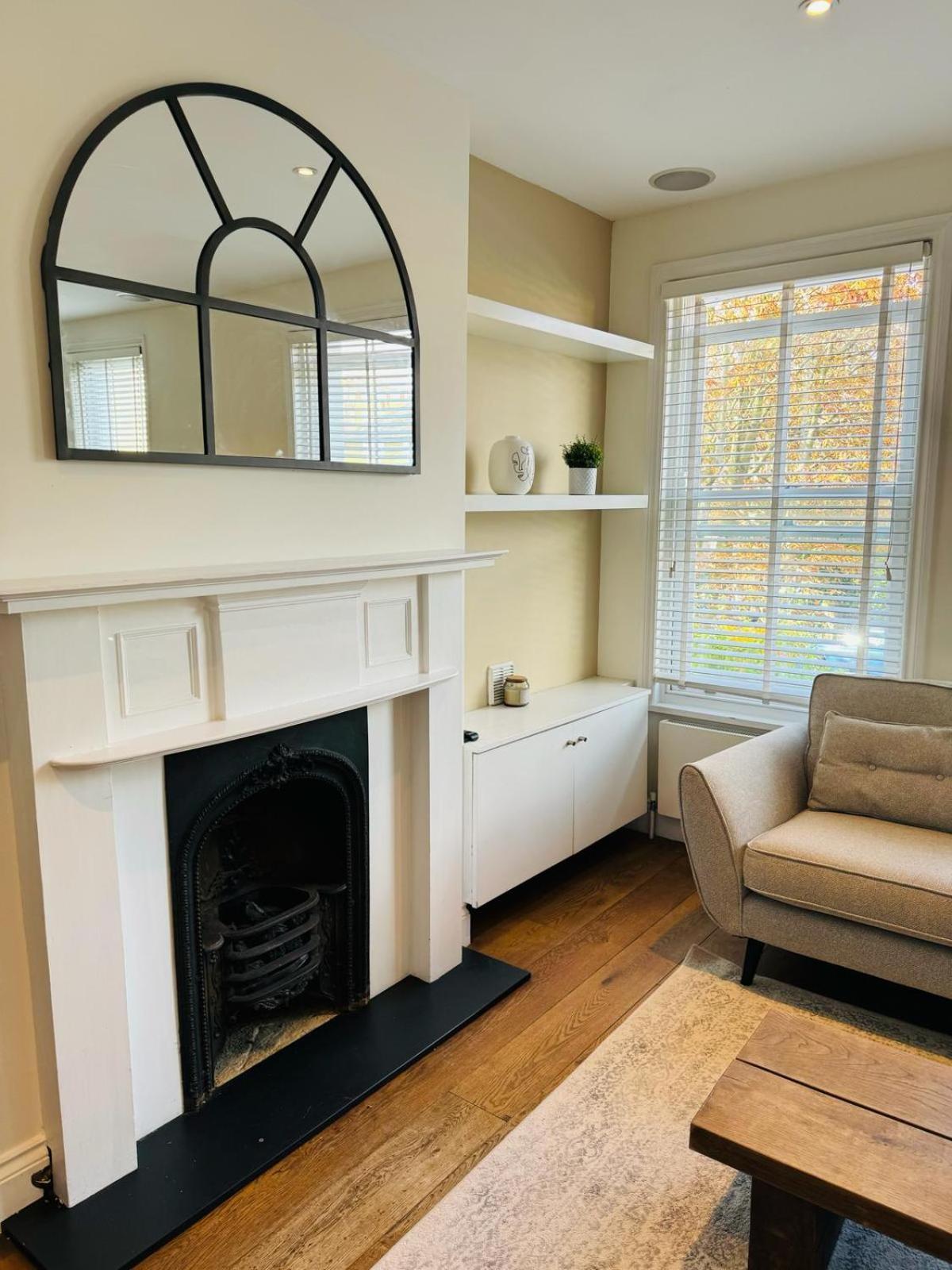Stunning Flat In Chiswick Apartment London Exterior photo