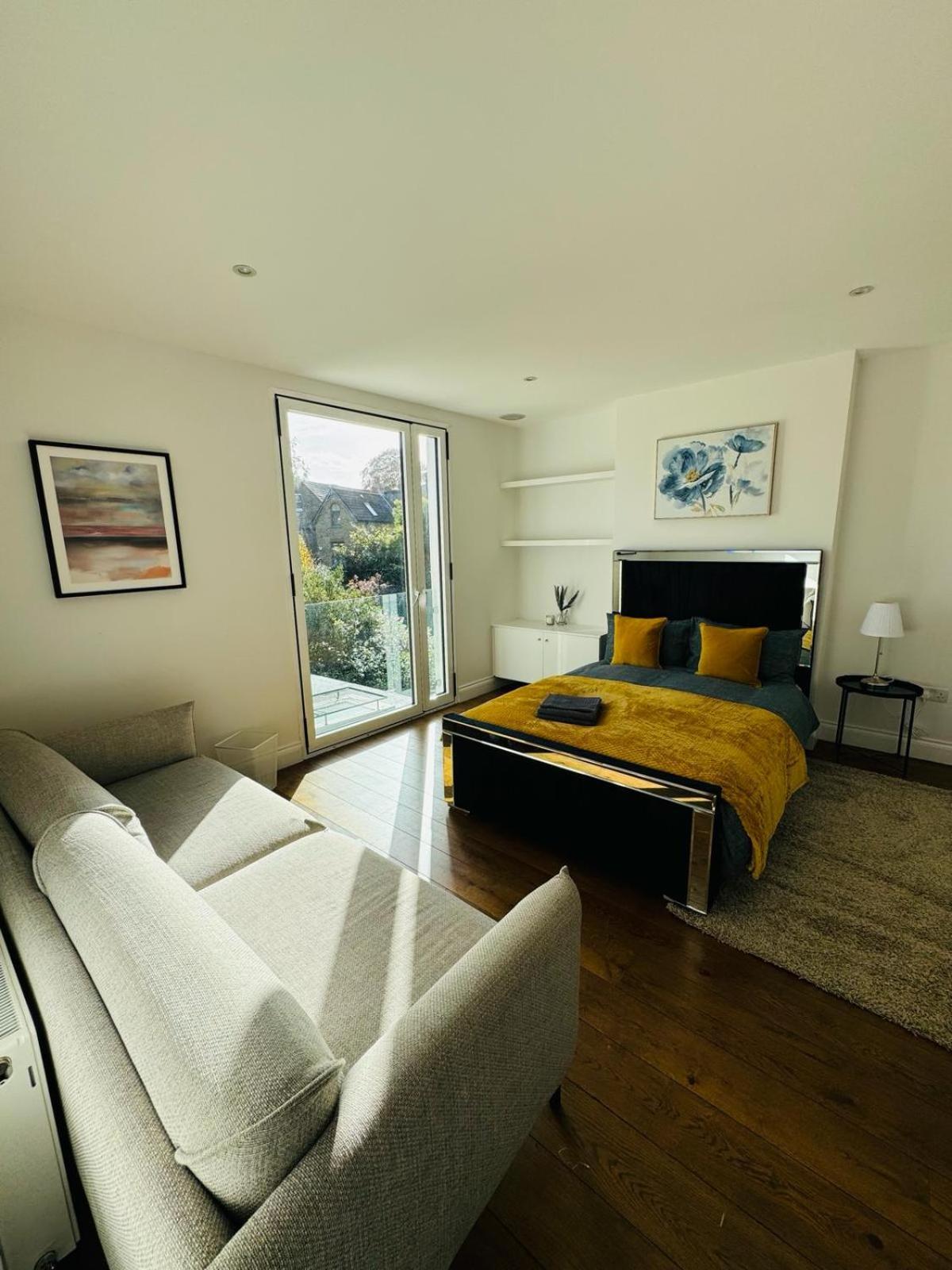 Stunning Flat In Chiswick Apartment London Exterior photo