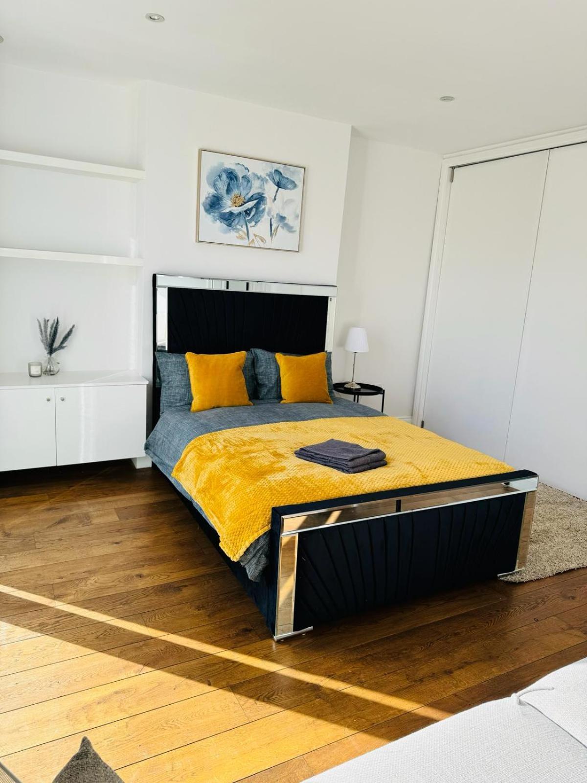 Stunning Flat In Chiswick Apartment London Exterior photo
